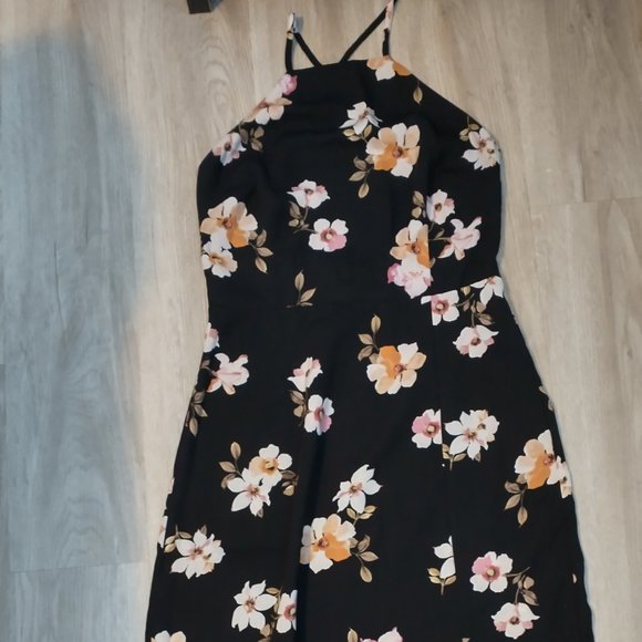 Dynamite floral halter dress - Picture 1 of 2